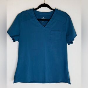 Med Couture scrub top • Women’s large
